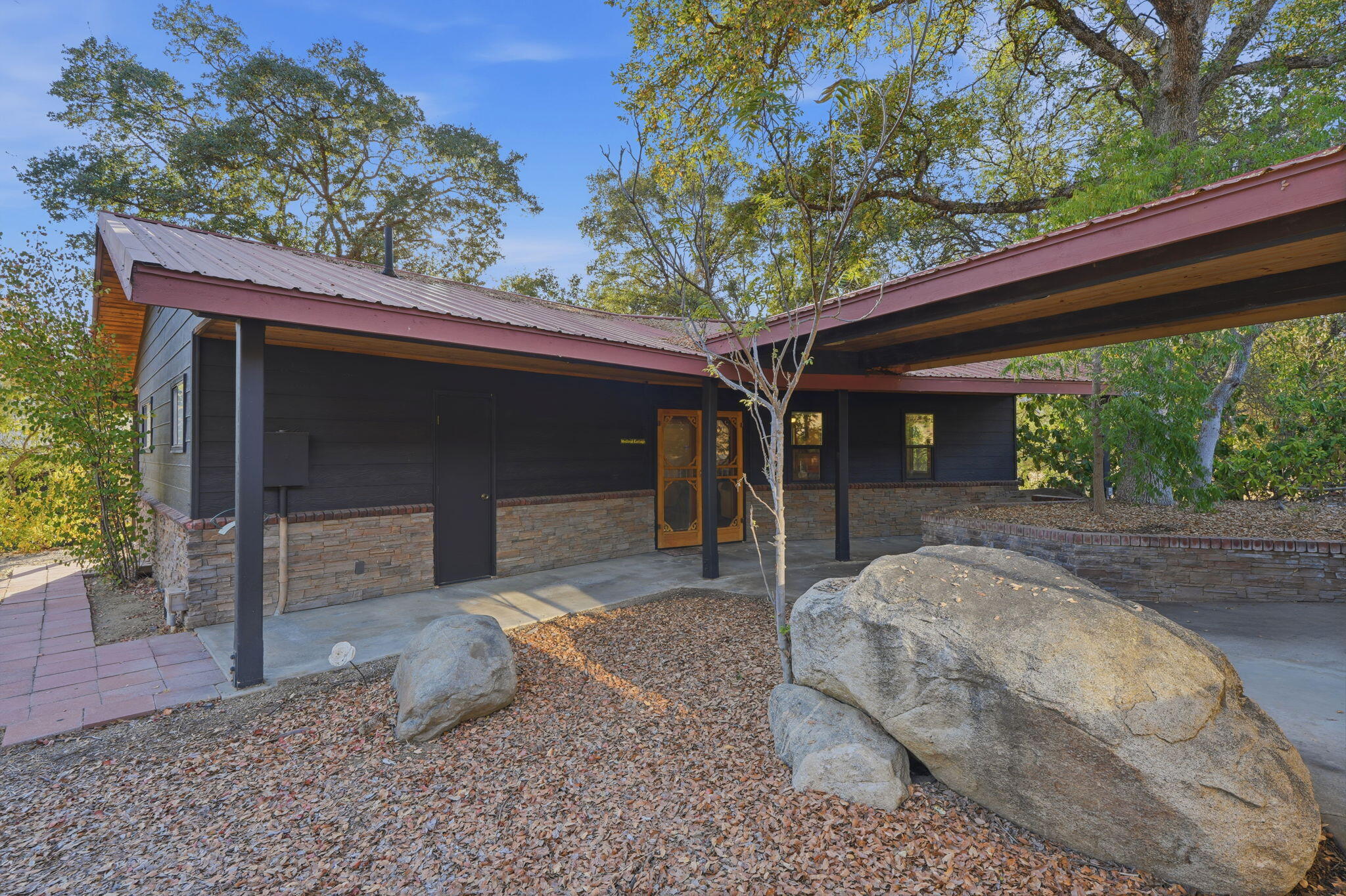 44159 Redbud Trail Three Rivers, CA 93271 - Photo 85 of 91 110-44159_Redbud_Trail_-_Guesthouse_024