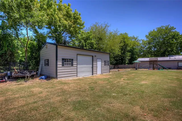 $298,990 | 1101 Redoak Drive, West Tawakoni, TX 75474