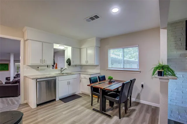 $298,990 | 1101 Redoak Drive, West Tawakoni, TX 75474