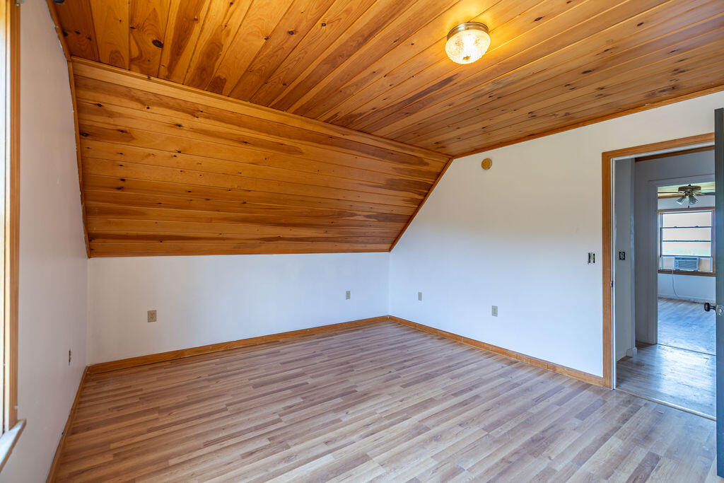 92 5 Corners Road New Sharon, ME 04955 - Photo 29 of 57 HY3A9712