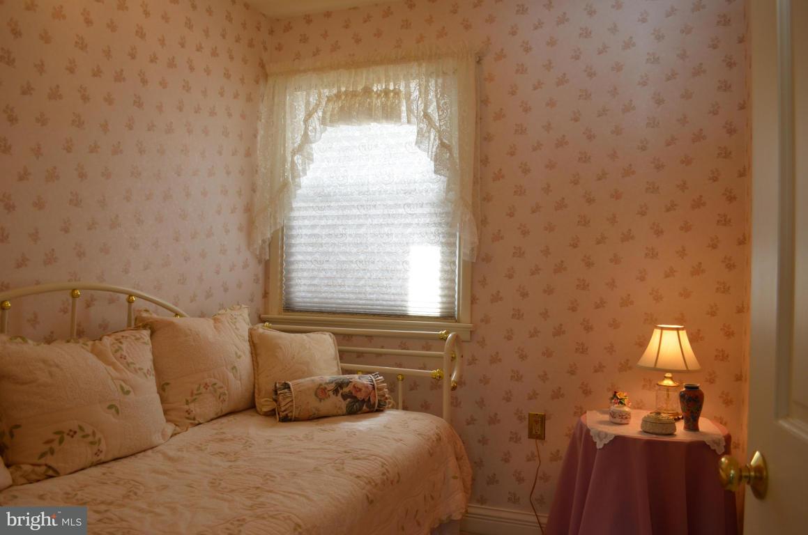 1530 Zarker Road Lancaster, PA 17601 - Photo 19 of 20
