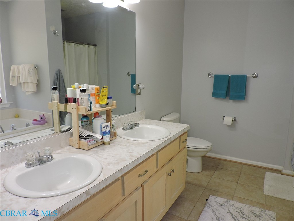 9155 Marlfield Road Gloucester, VA 23061 - Photo 15 of 23