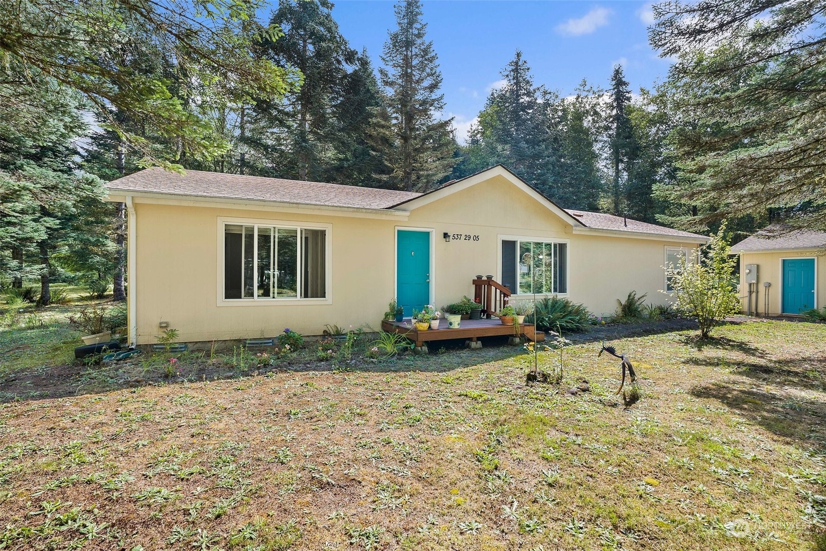 537-29 Larson Road, Unit 5 Silver Creek, WA 98585 - Photo 2 of 35 Gallery Image 2