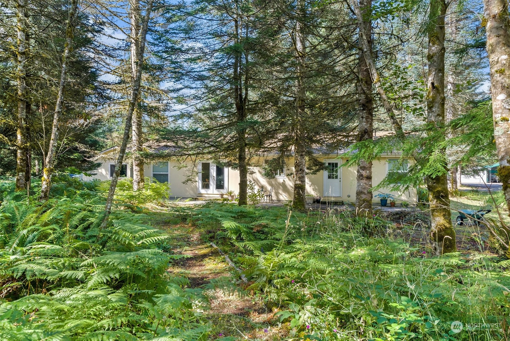 537-29 Larson Road, Unit 5 Silver Creek, WA 98585 - Photo 26 of 35 Gallery Image 26