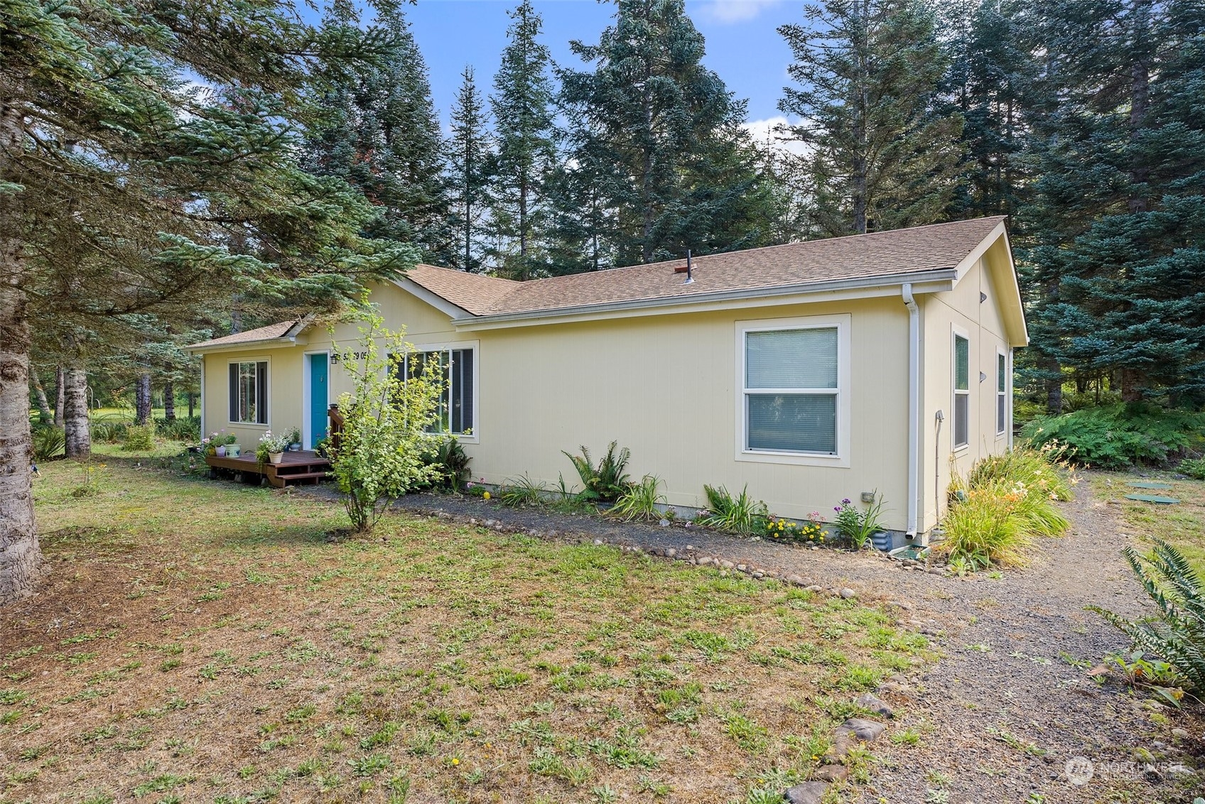 537-29 Larson Road, Unit 5 Silver Creek, WA 98585 - Photo 3 of 35 Gallery Image 3