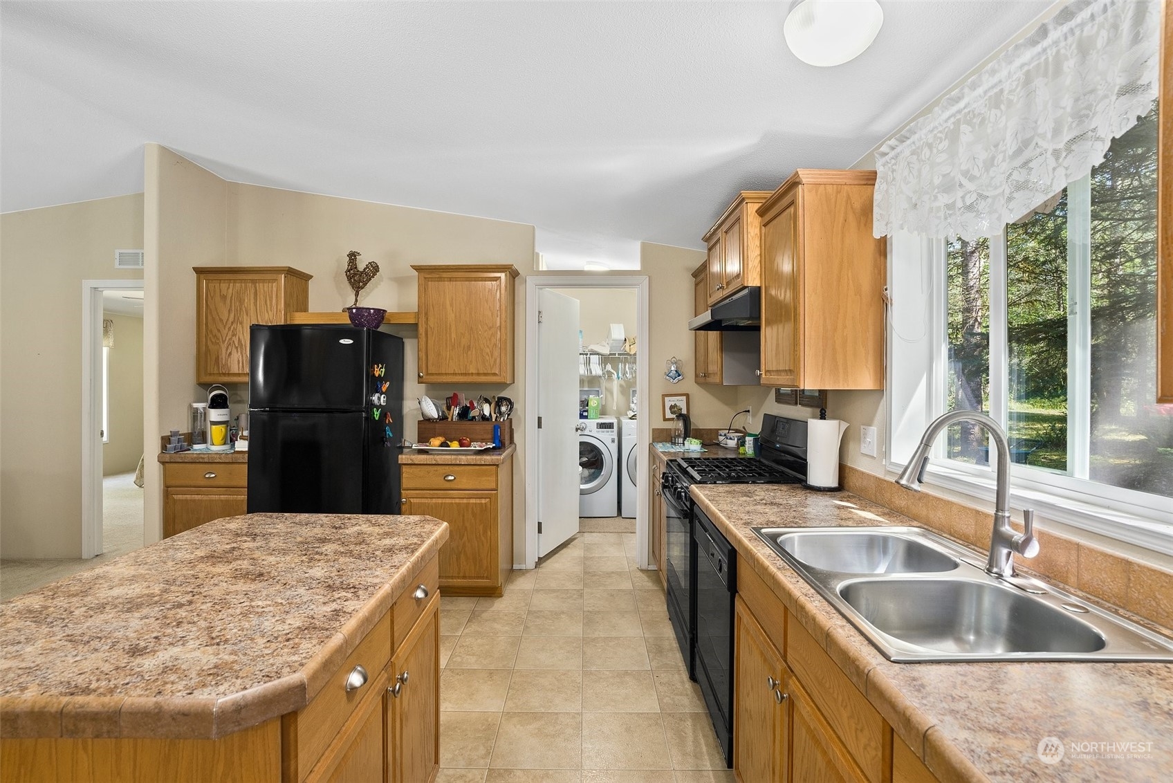537-29 Larson Road, Unit 5 Silver Creek, WA 98585 - Photo 9 of 35 Gallery Image 9