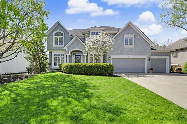 $785,000 | 12711 West 123rd Terrace, Overland Park, KS 66213