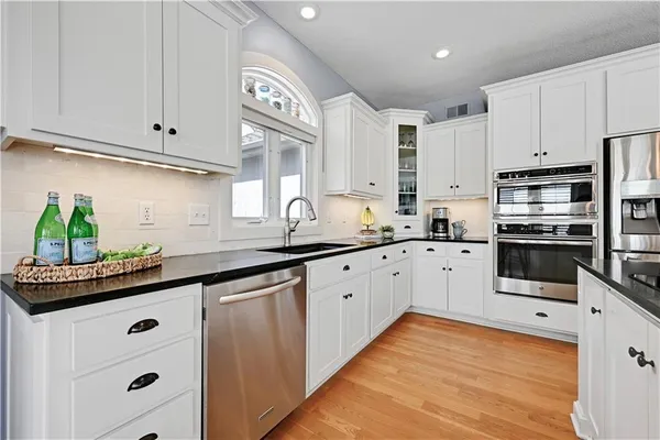 $785,000 | 12711 West 123rd Terrace, Overland Park, KS 66213