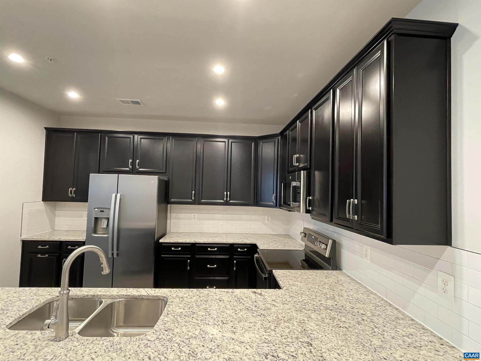 604 A Noush Court Charlottesville, VA 22911 - Photo 6 of 26