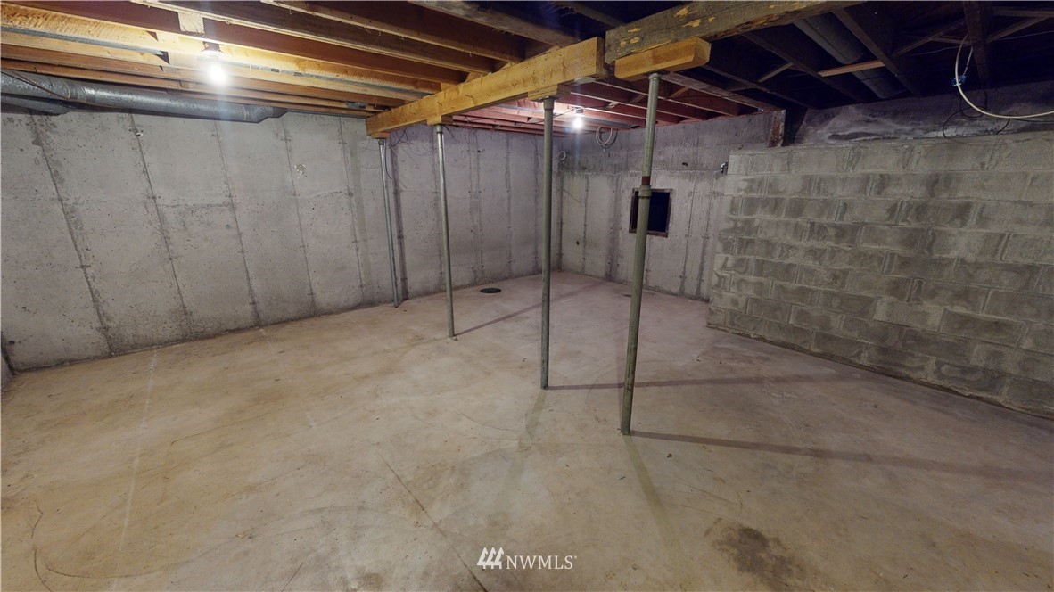 9530 Sidney Road Southwest Port Orchard, WA 98367 - Photo 26 of 40 Gallery Image 26
