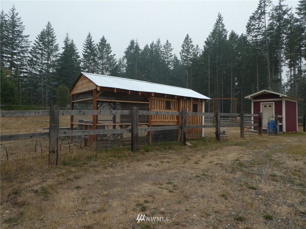 9530 Sidney Road Southwest Port Orchard, WA 98367 - Photo 36 of 40 Gallery Image 36