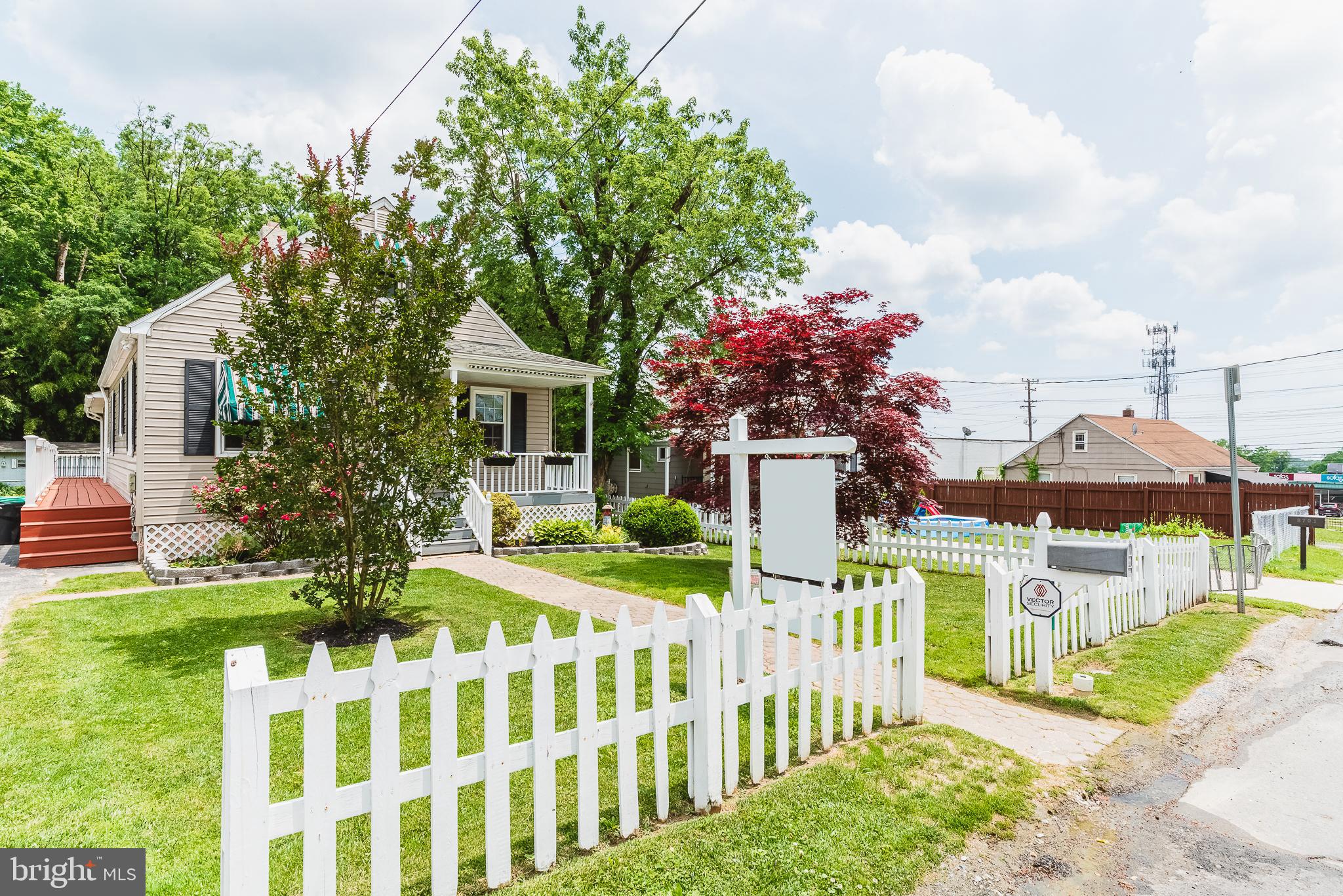 8703 Littlewood Road Baltimore, MD 21234 - Photo 4 of 45 Exterior