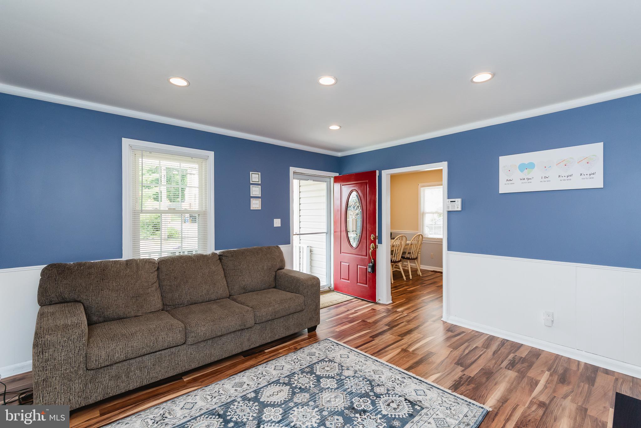 8703 Littlewood Road Baltimore, MD 21234 - Photo 7 of 45 Living Room