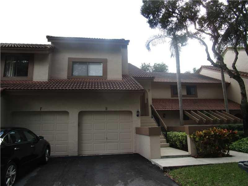 5720 Coach House Circle, Unit F Boca Raton, FL 33486 - Photo 3 of 6 Photo 3