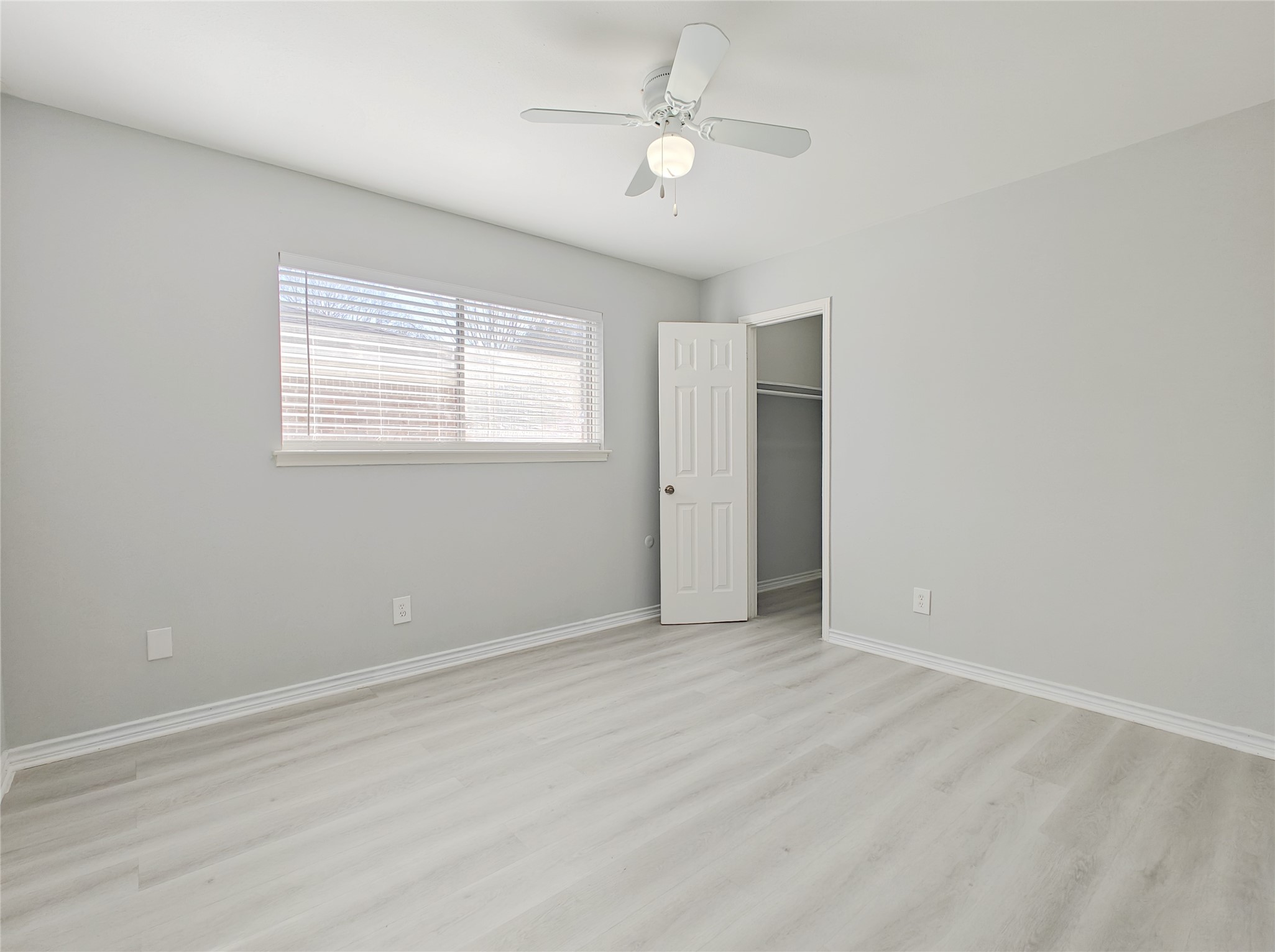 8818 Roos Road Houston, TX 77036 - Photo 9 of 23