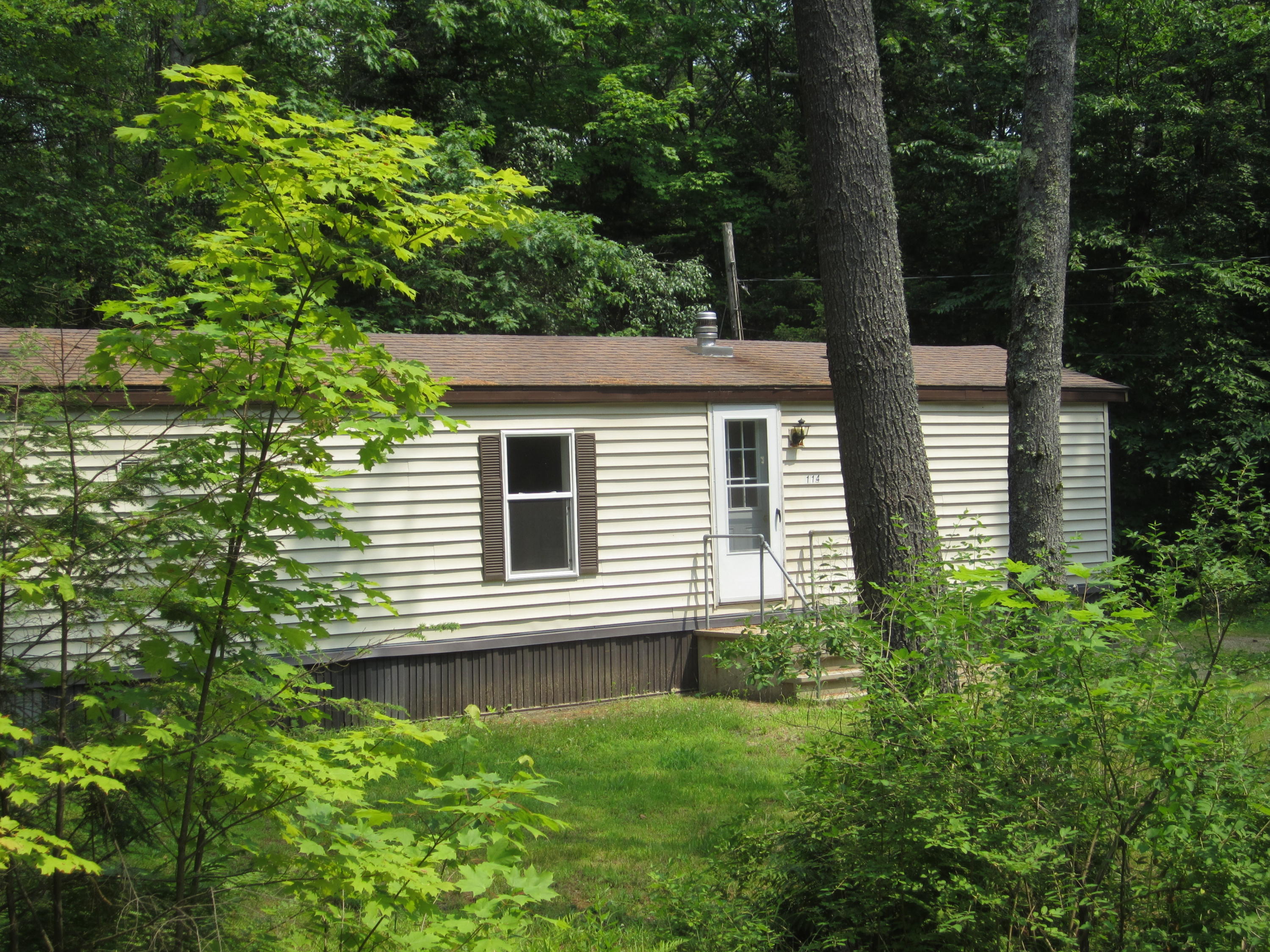 114 Patterson Road Mechanic Falls, ME 04256 - Photo 3 of 26 IMG_0500