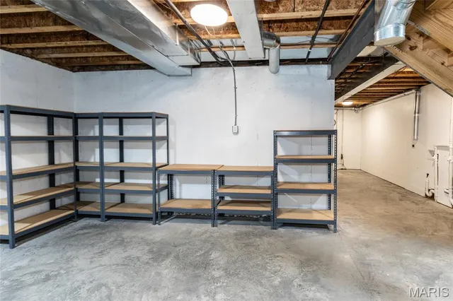 $600,000 | 989 Hanna Bend Court, Manchester, MO 63021