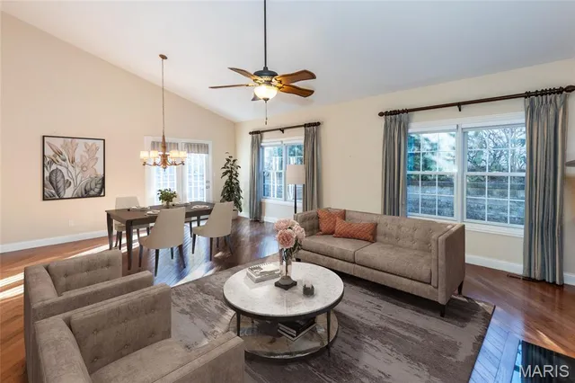 $600,000 | 989 Hanna Bend Court, Manchester, MO 63021