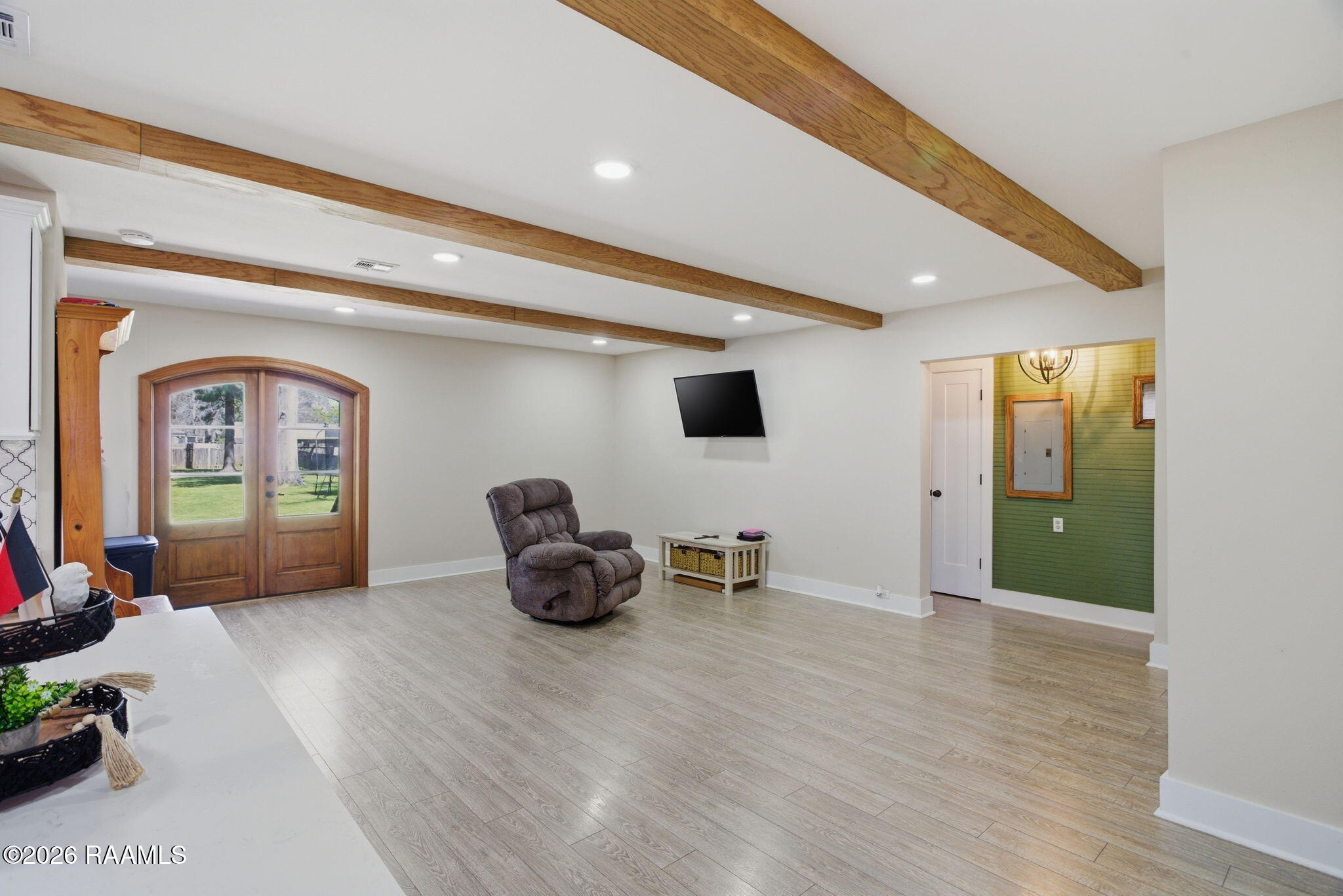 622 May Street Jennings, LA 70546 - Photo 7 of 18 8-web-or-mls-0O3A6652