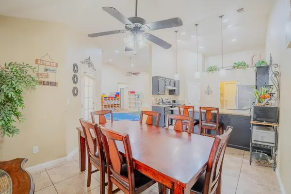 $395,000 | 3931 East Elowin Avenue, Visalia, CA 93292