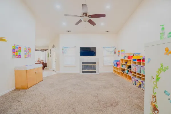 $395,000 | 3931 East Elowin Avenue, Visalia, CA 93292