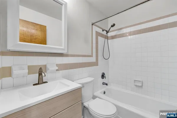 $359,000 | 61 Eastern Way, Unit 3, Rutherford, NJ 07070