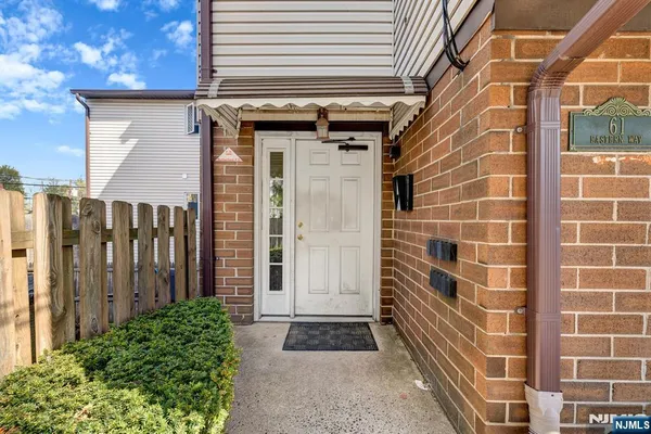 $359,000 | 61 Eastern Way, Unit 3, Rutherford, NJ 07070