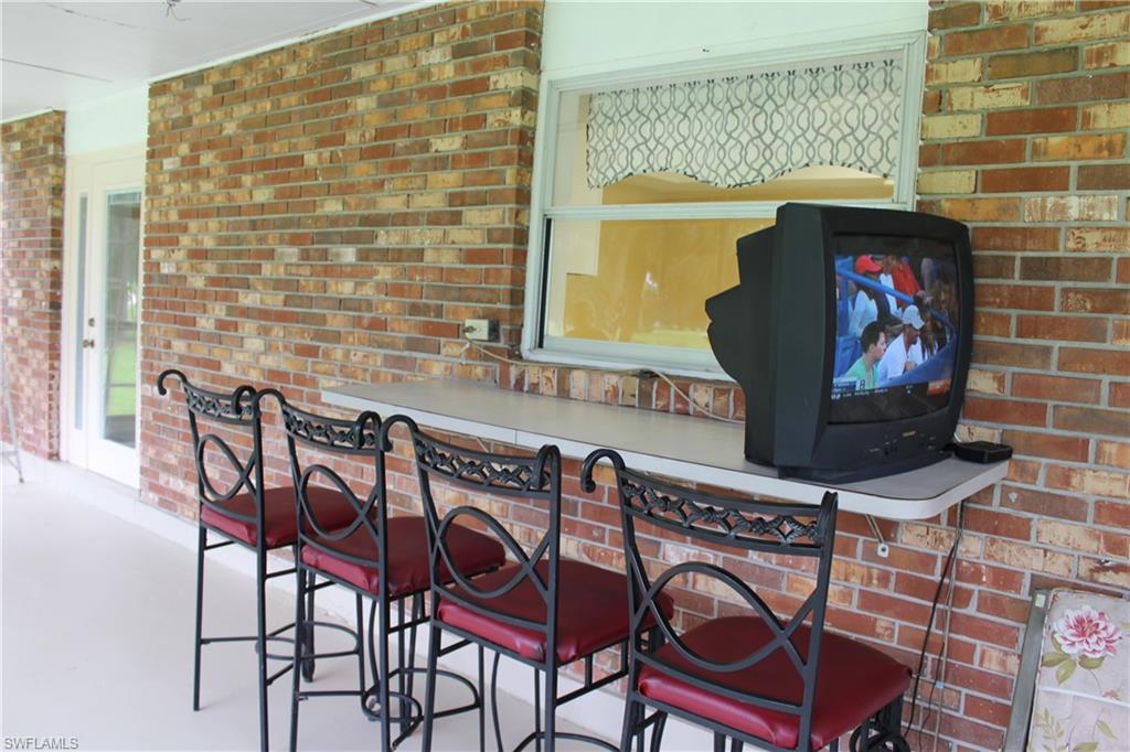 2496 42nd Street Southwest Naples, FL 34116 - Photo 13 of 19 Gallery Image 13