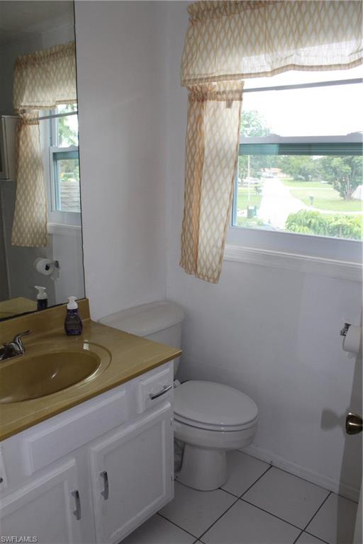 2496 42nd Street Southwest Naples, FL 34116 - Photo 9 of 19 Gallery Image 9