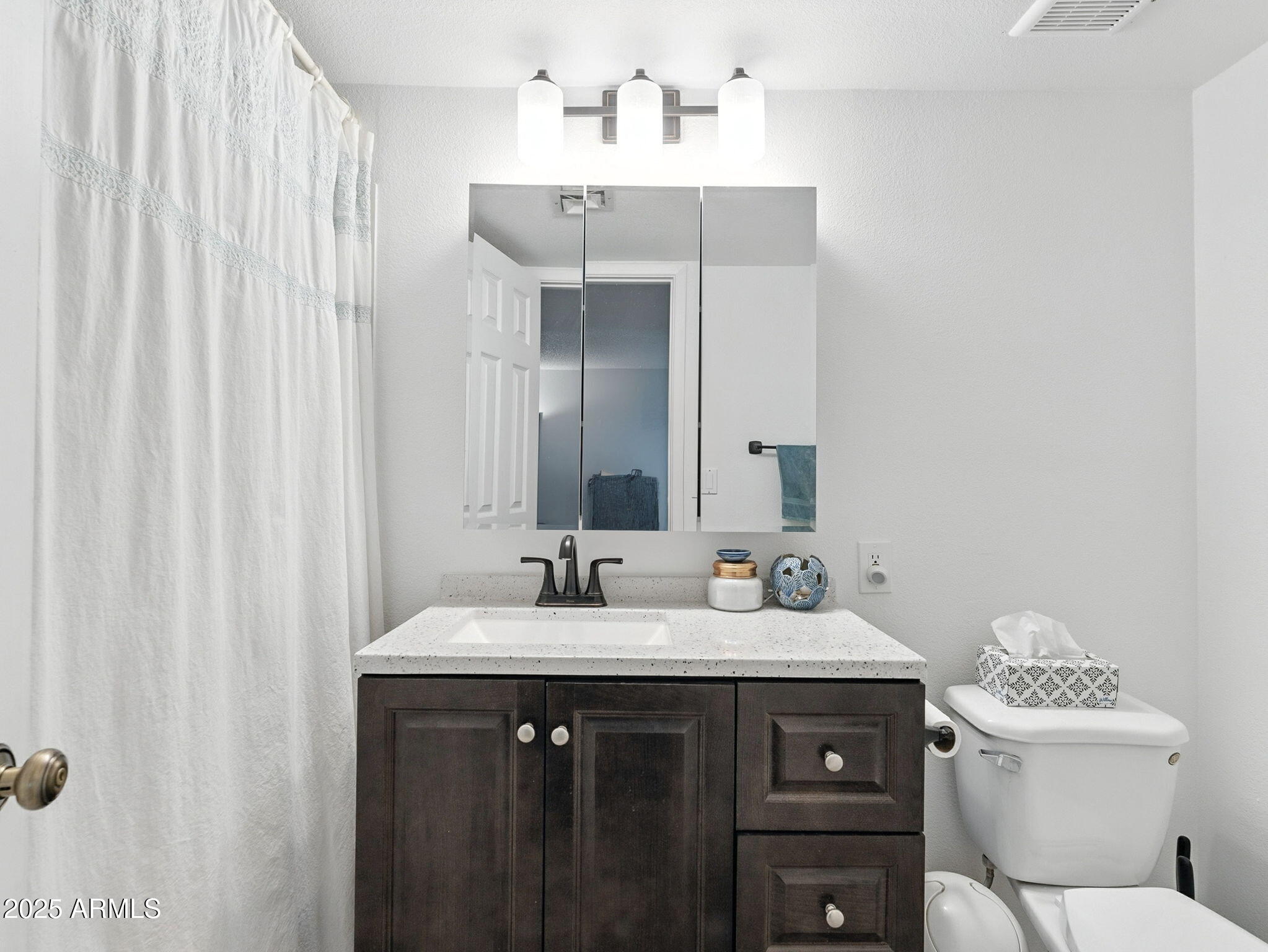 709 South Power Road, Unit 108 Mesa, AZ 85206 - Photo 26 of 36 Primary Bath