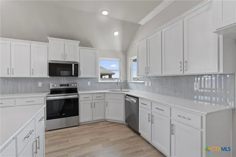 $444,752 | 1313 Red Rock Road, Hewitt, TX 76643