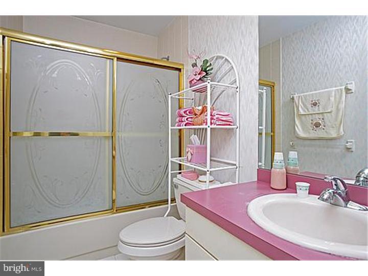 1 Putters Lane Wallingford, PA 19086 - Photo 11 of 24 Bathroom