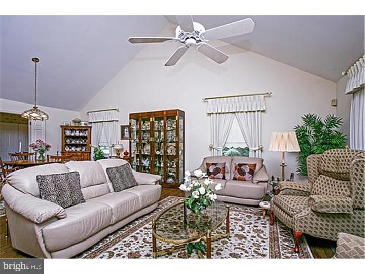 1 Putters Lane Wallingford, PA 19086 - Photo 18 of 24 Living Room