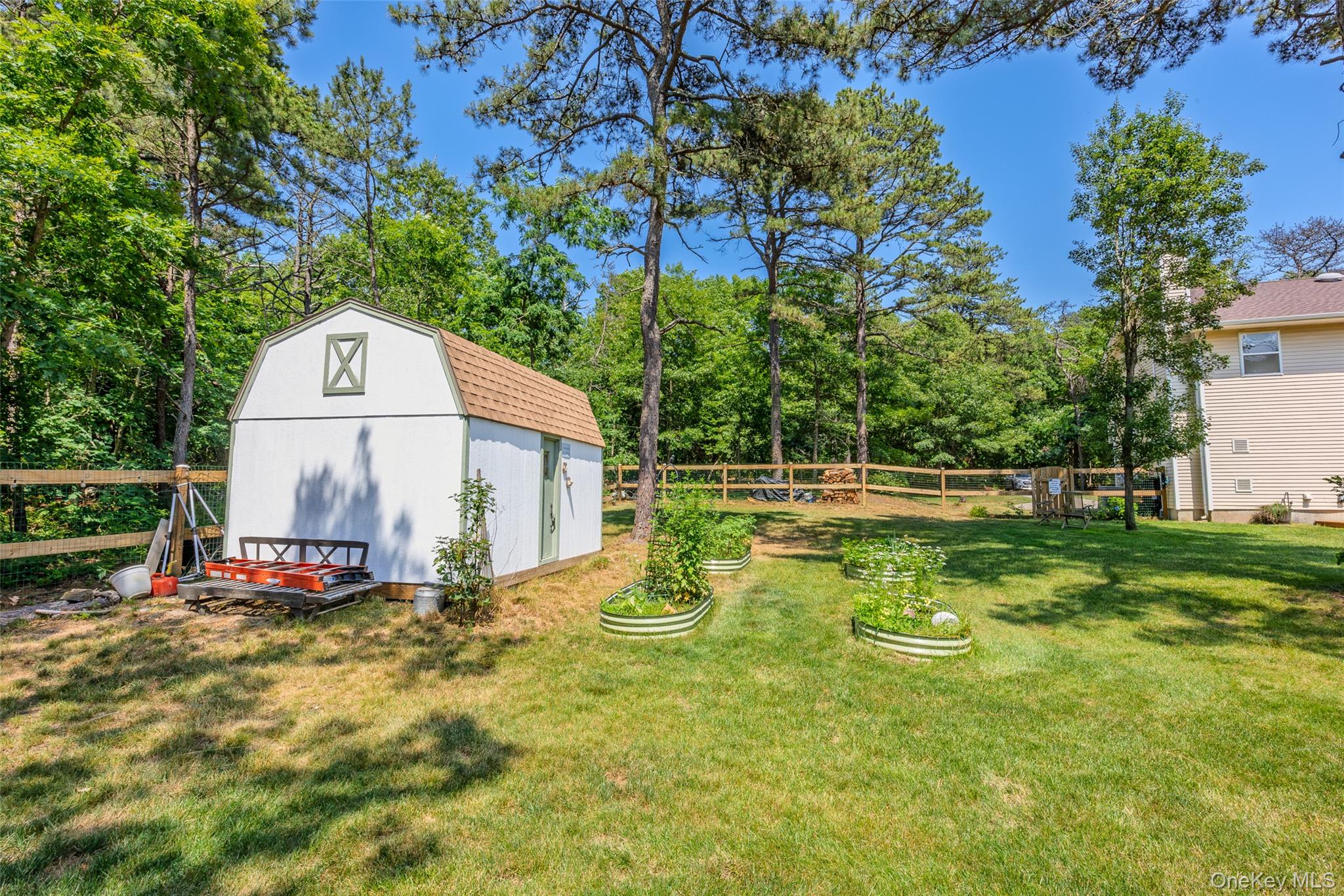 22 Bellhaven Road Bellport, NY 11713 - Photo 40 of 45