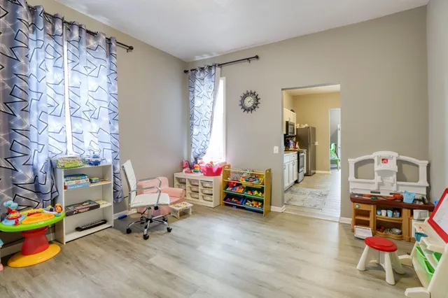 $425,000 | 2724 16th Avenue South, Minneapolis, MN 55407