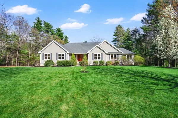 $649,900 | 4 Deer Run, Holyoke, MA 01040