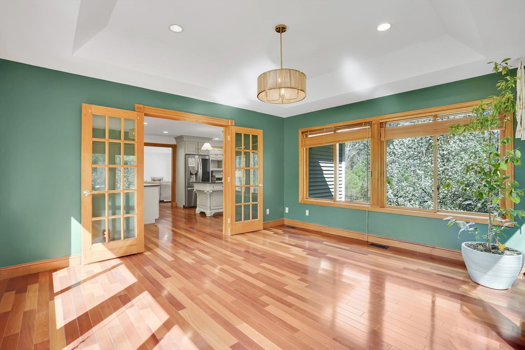 4 Deer Run Holyoke, MA 01040 - Photo 14 of 35