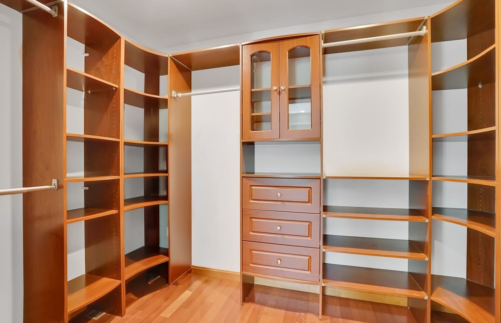 4 Deer Run Holyoke, MA 01040 - Photo 23 of 35