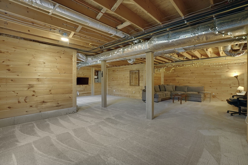 4 Deer Run Holyoke, MA 01040 - Photo 28 of 35