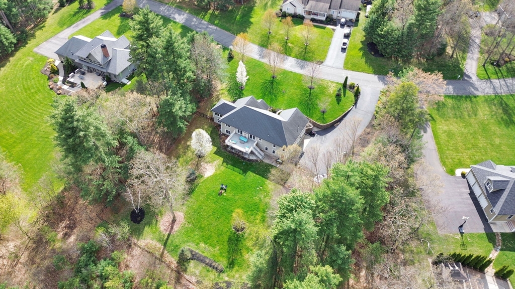 4 Deer Run Holyoke, MA 01040 - Photo 34 of 35