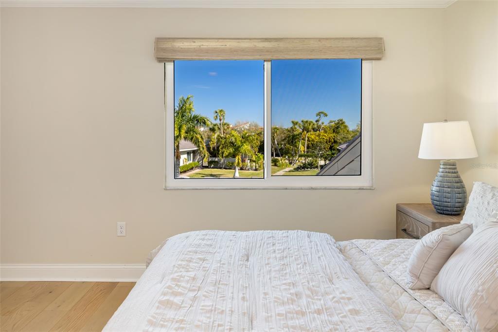 2195 Harbourside Drive, Unit 404 Longboat Key, FL 34228 - Photo 37 of 74