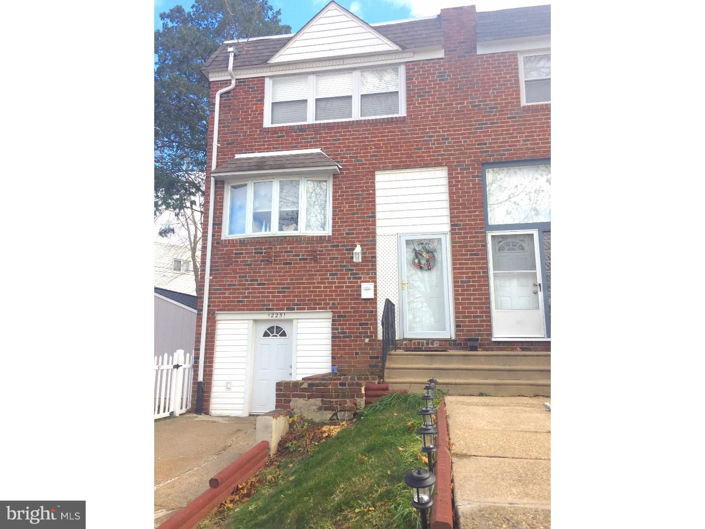 12251 Sweet Briar Road Philadelphia, PA 19154 - Photo 1 of 25 Front Yard