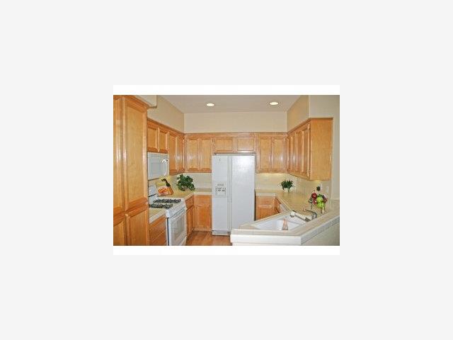 3836 Springfield Common Fremont, CA 94555 - Photo 3 of 9 Gallery Image 3