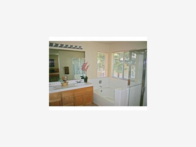 3836 Springfield Common Fremont, CA 94555 - Photo 6 of 9 Gallery Image 6