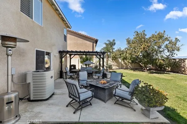 $989,900 | 825 Derby Street, Corona, CA 92882