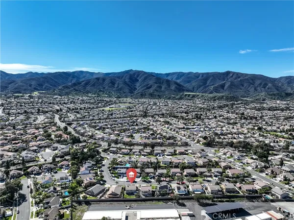 $989,900 | 825 Derby Street, Corona, CA 92882