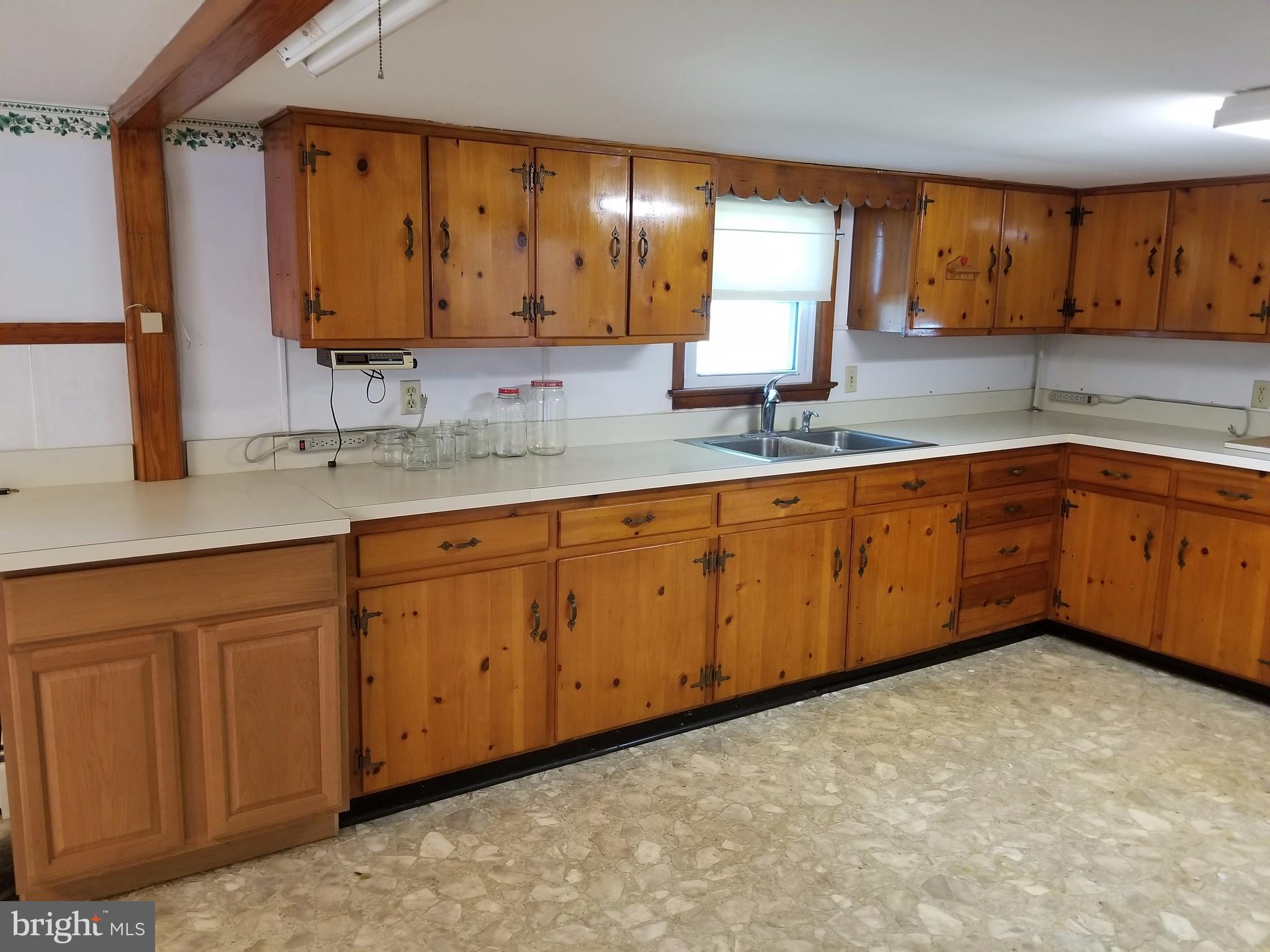 773 Esteppe Road Front Royal, VA 22630 - Photo 8 of 29 Kitchen