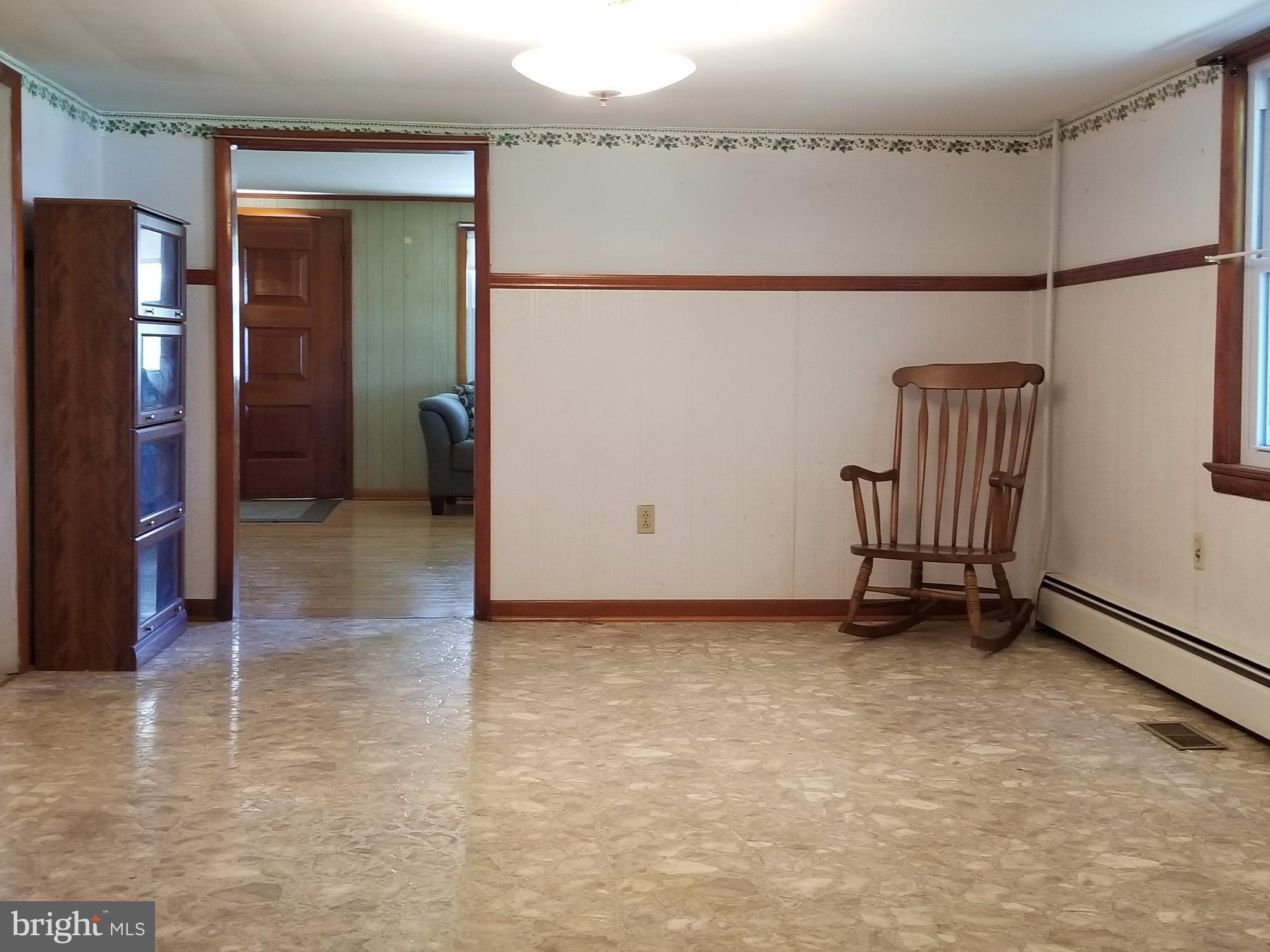 773 Esteppe Road Front Royal, VA 22630 - Photo 9 of 29 Dining Room