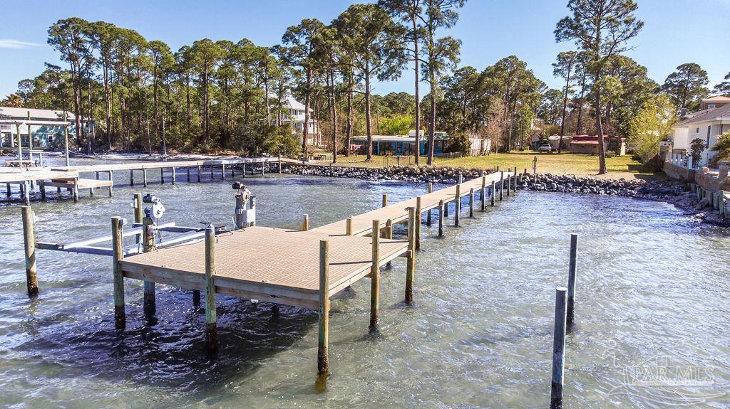 5509 Galvez Road Pensacola, FL 32507 - Photo 14 of 24