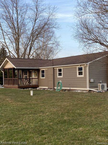 795 Barron Road Ortonville, MI 48462 - Photo 3 of 17 Gallery Image 3